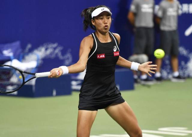 表现失常 表现失常